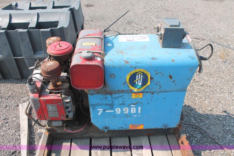 image for item I8173 Miller gas powered welder/generator