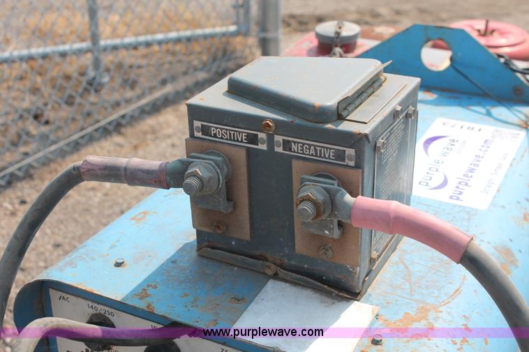 image for item I8173 Miller gas powered welder/generator