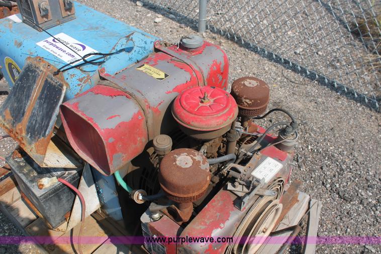 image for item I8173 Miller gas powered welder/generator
