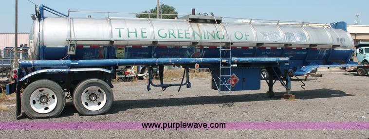 image for item I8178 1979 Arco tanker trailer