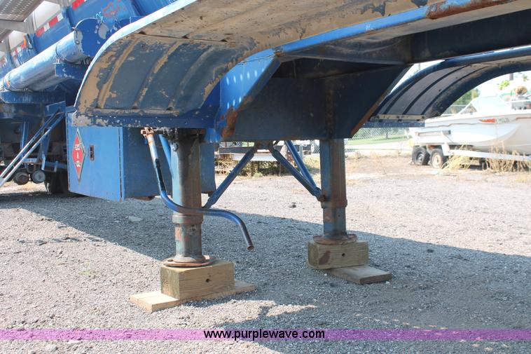 image for item I8178 1979 Arco tanker trailer