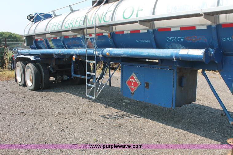 image for item I8178 1979 Arco tanker trailer