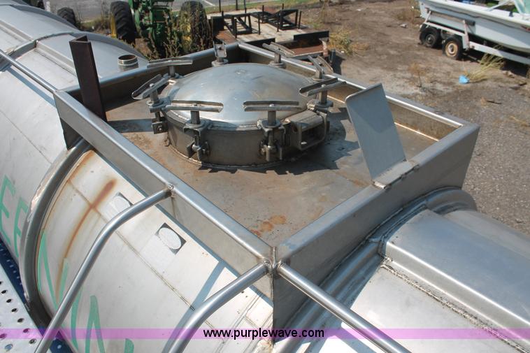 image for item I8178 1979 Arco tanker trailer