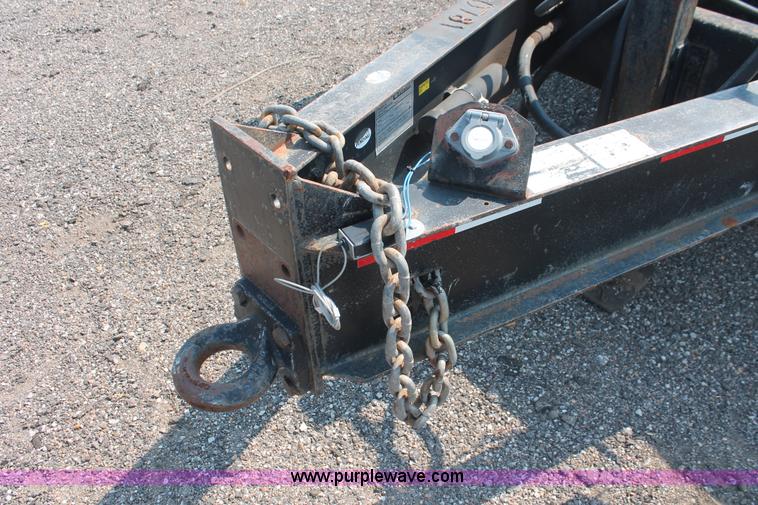 image for item I8181 2000 Contrail C24 equipment trailer