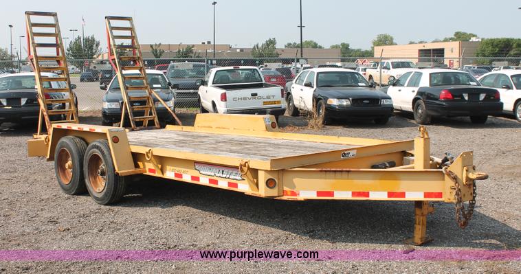image for item I8187 2002 Towmaster equipment trailer