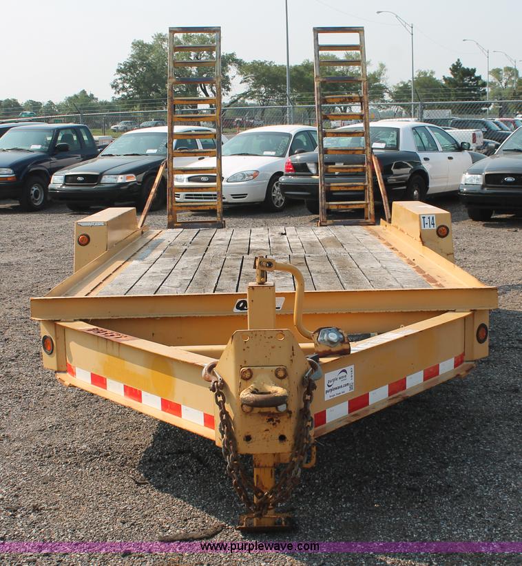 image for item I8187 2002 Towmaster equipment trailer