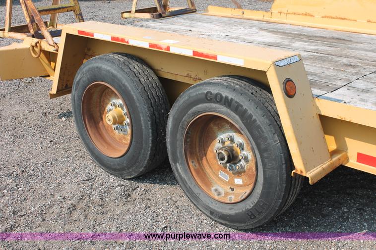 image for item I8187 2002 Towmaster equipment trailer