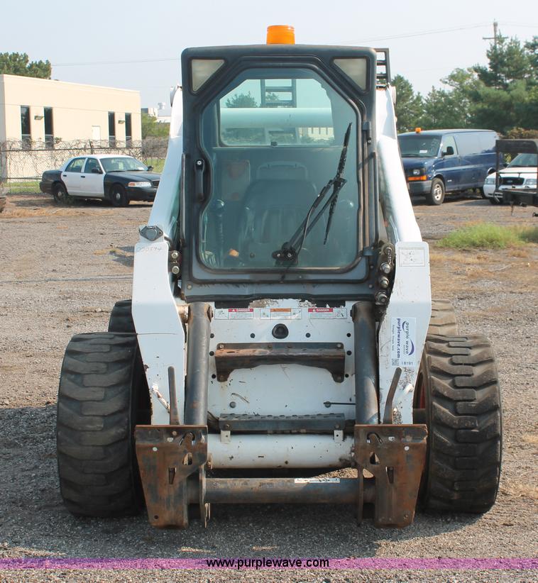 image for item I8191 2004 Bobcat S250 Turbo skid steer
