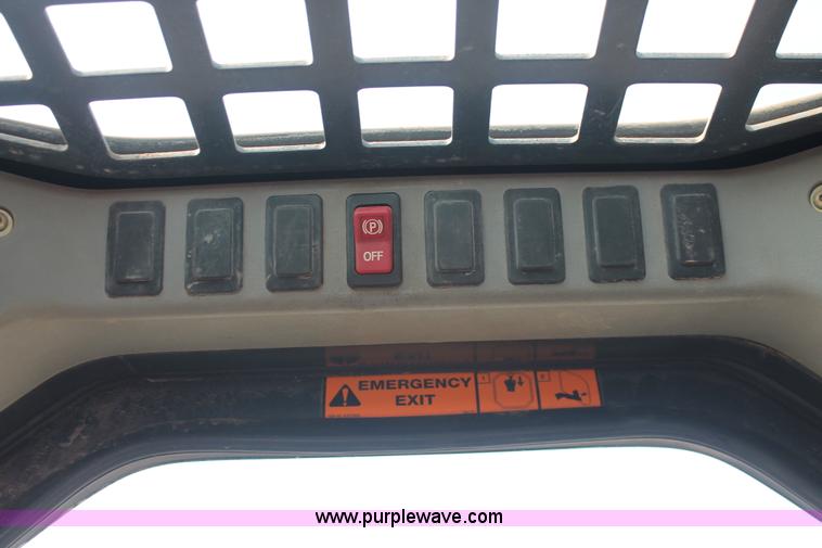 image for item I8191 2004 Bobcat S250 Turbo skid steer