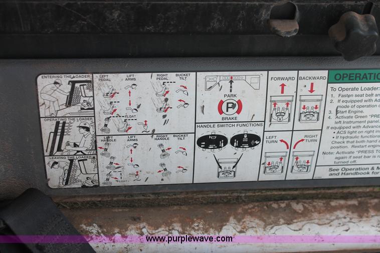 image for item I8191 2004 Bobcat S250 Turbo skid steer