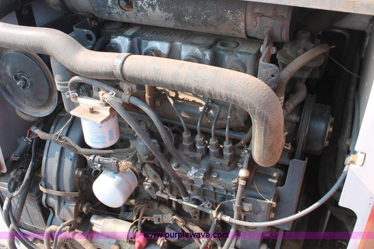 image for item I8191 2004 Bobcat S250 Turbo skid steer