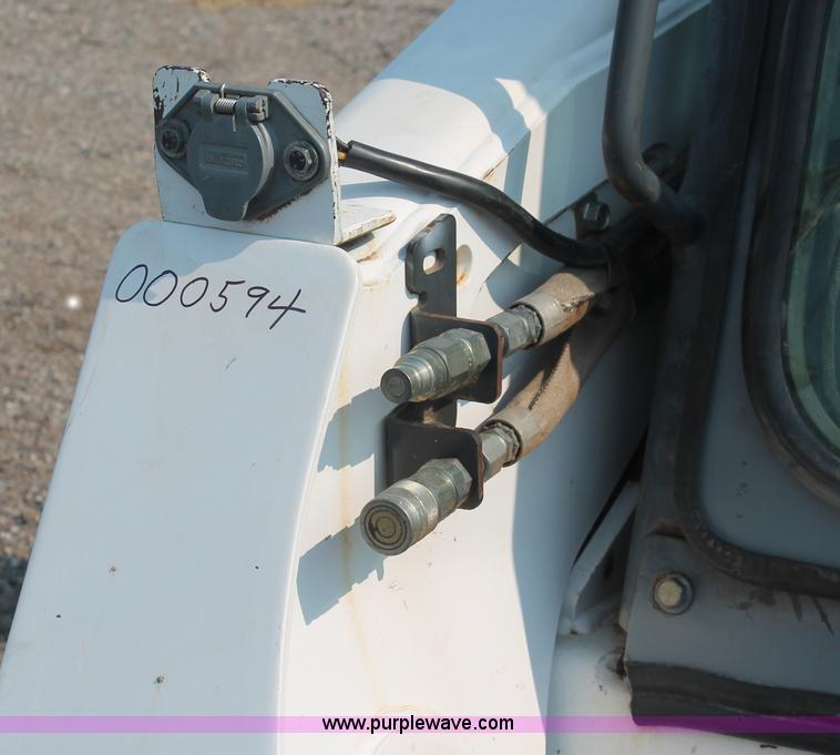 image for item I8191 2004 Bobcat S250 Turbo skid steer