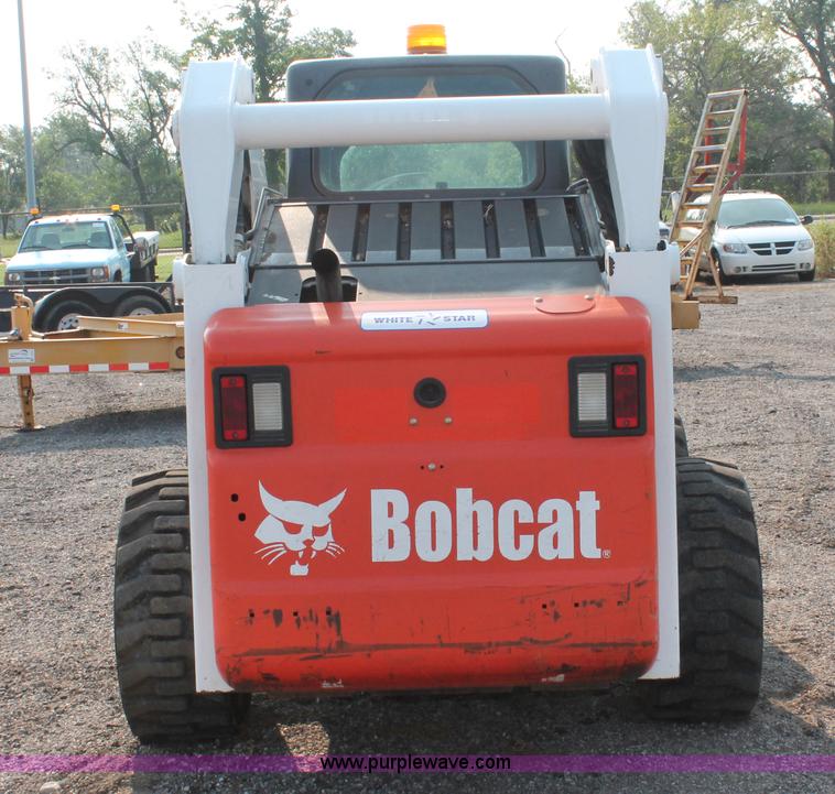 image for item I8192 2004 Bobcat S250 Turbo skid steer