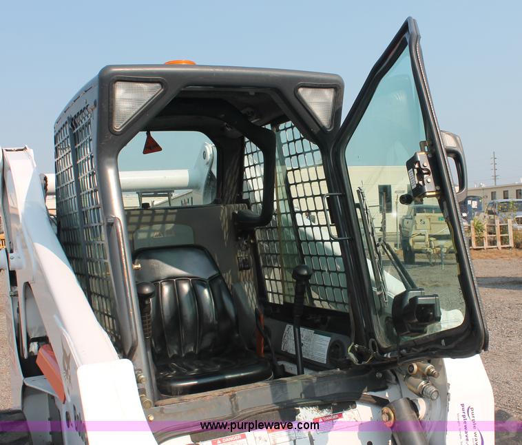 image for item I8192 2004 Bobcat S250 Turbo skid steer