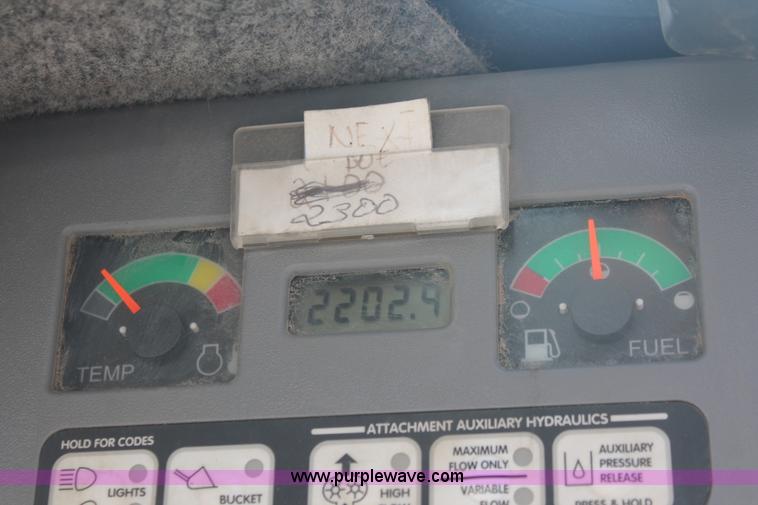 image for item I8192 2004 Bobcat S250 Turbo skid steer