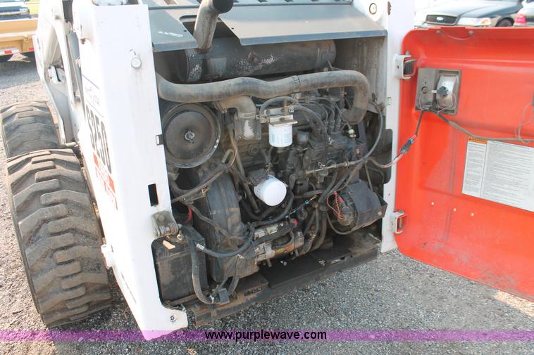 image for item I8192 2004 Bobcat S250 Turbo skid steer