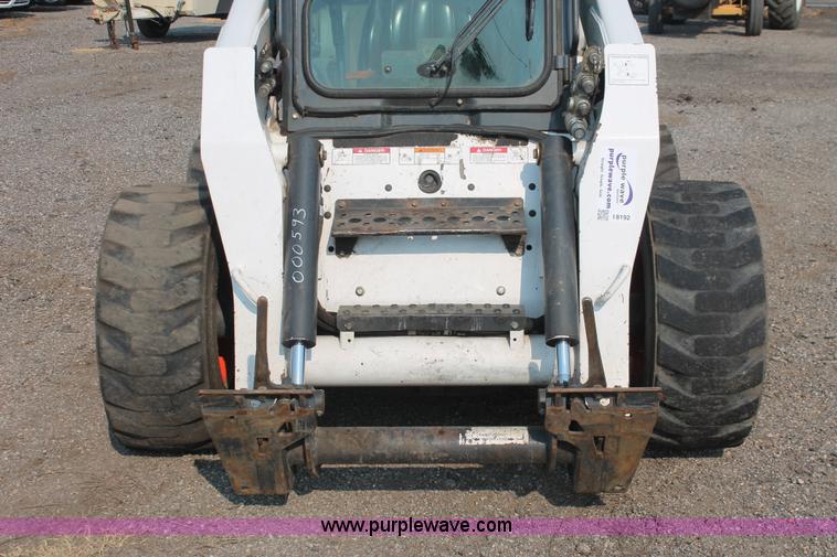 image for item I8192 2004 Bobcat S250 Turbo skid steer