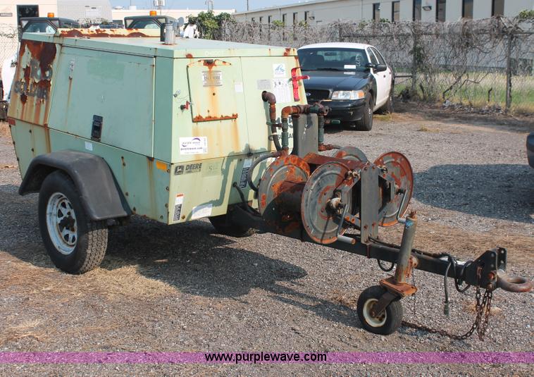 image for item I8193 1998 Sullair 185 DPQ-JD mobile compressor