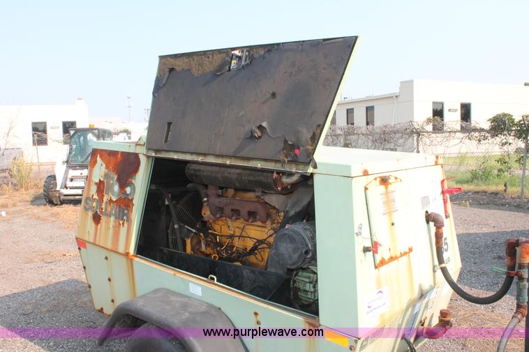 image for item I8193 1998 Sullair 185 DPQ-JD mobile compressor