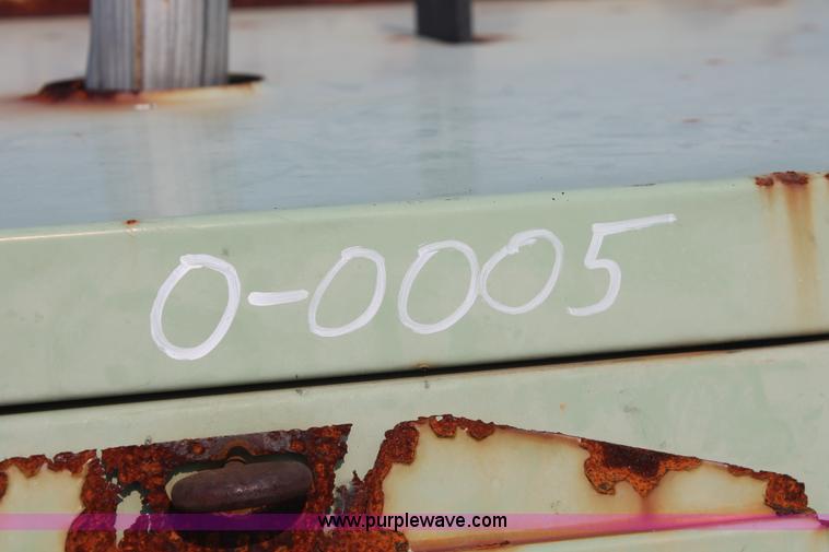 image for item I8193 1998 Sullair 185 DPQ-JD mobile compressor