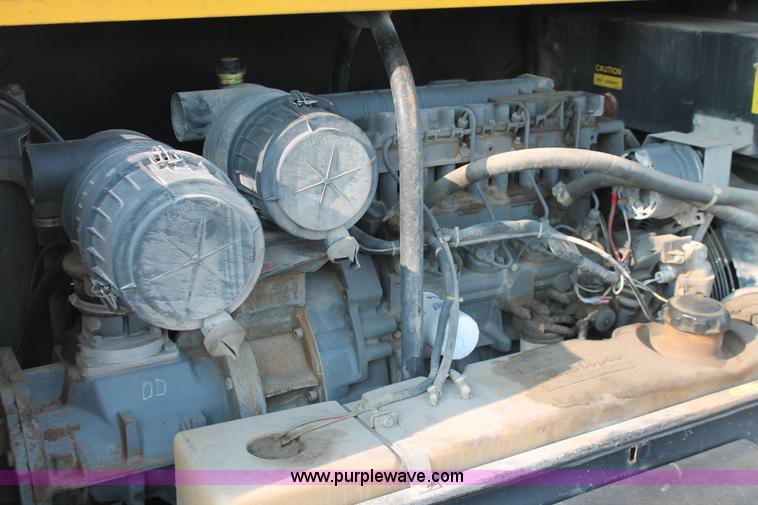 image for item I8194 2000 Atlas Copco XAS 96 DD 185 mobile compressor