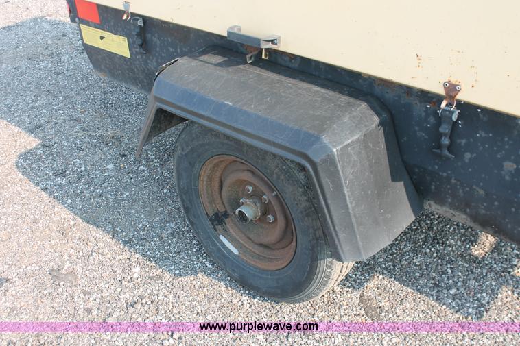 image for item I8194 2000 Atlas Copco XAS 96 DD 185 mobile compressor