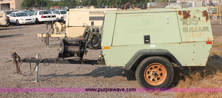 image for item I8195 1998 Sullair 185 DPQ-JD mobile compressor