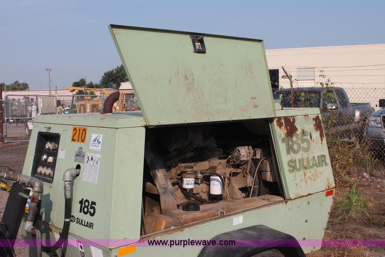 image for item I8195 1998 Sullair 185 DPQ-JD mobile compressor