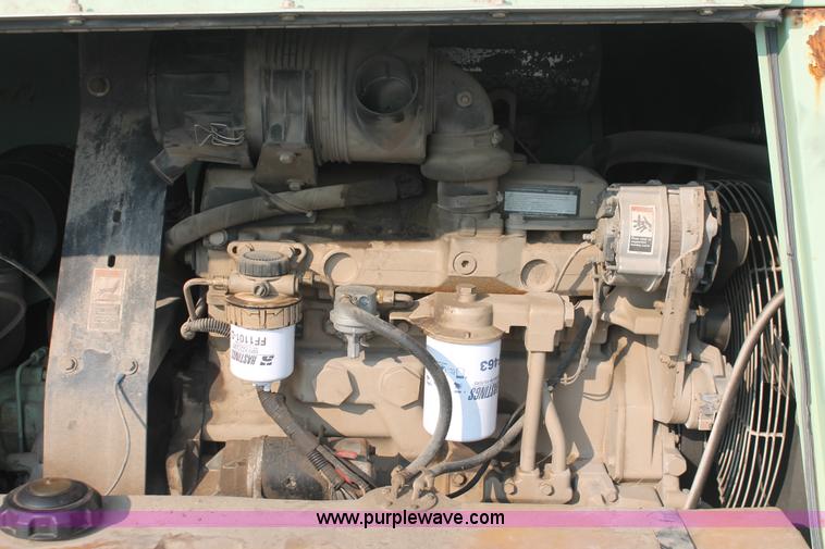 image for item I8195 1998 Sullair 185 DPQ-JD mobile compressor