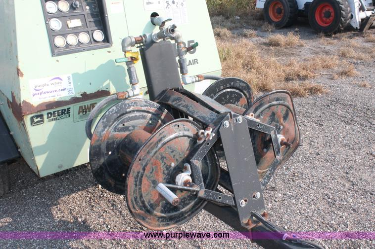 image for item I8195 1998 Sullair 185 DPQ-JD mobile compressor