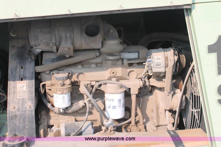 image for item I8196 1998 Sullair 185 DPQ-JD mobile compressor