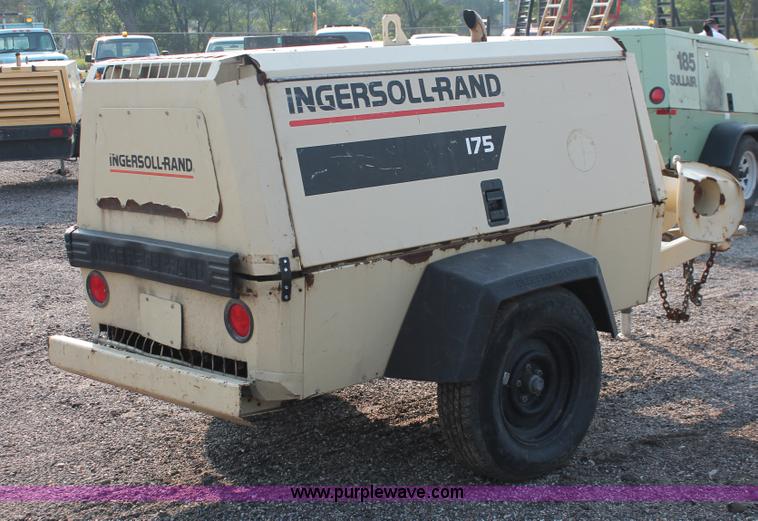 image for item I8197 1997 Ingersoll Rand P175WJD mobile compressor
