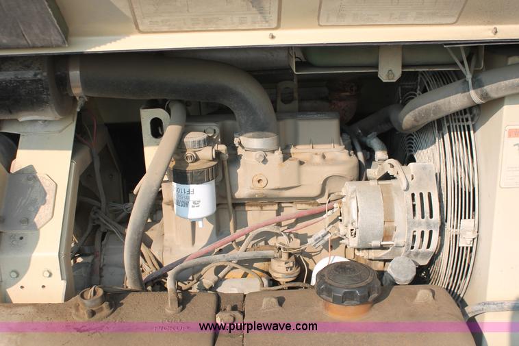 image for item I8197 1997 Ingersoll Rand P175WJD mobile compressor