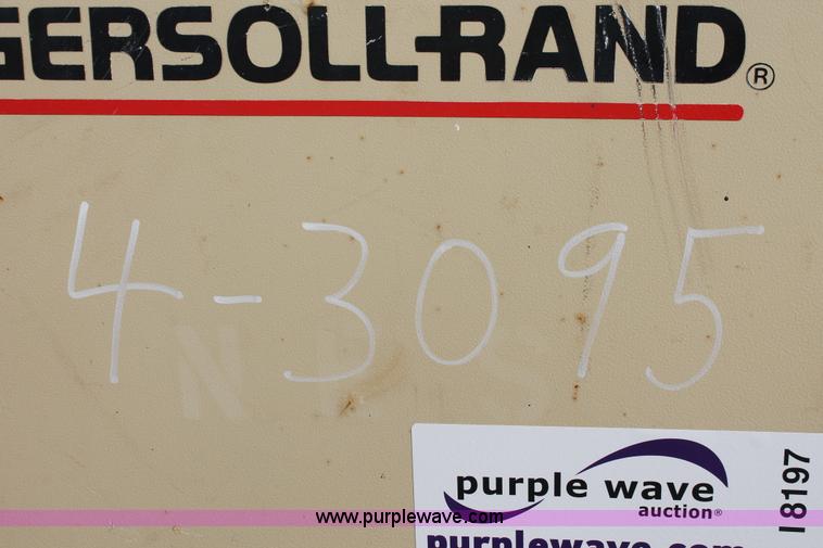 image for item I8197 1997 Ingersoll Rand P175WJD mobile compressor