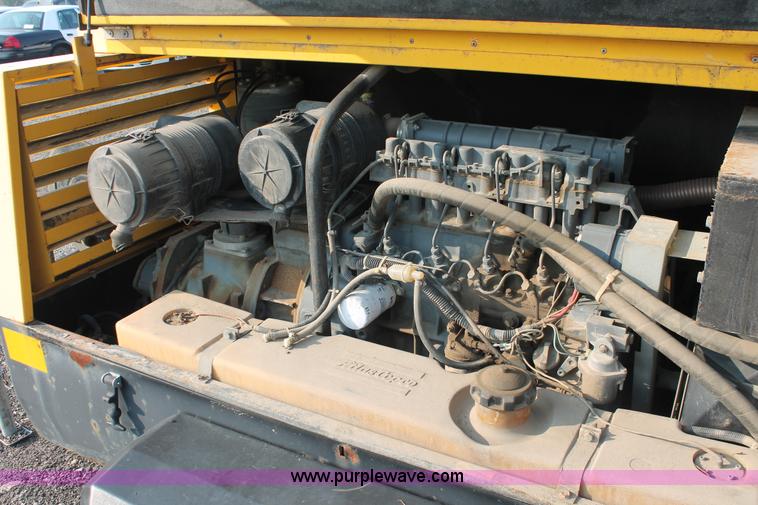 image for item I8198 2000 Atlas Copco XAS 96DD 185 mobile compressor