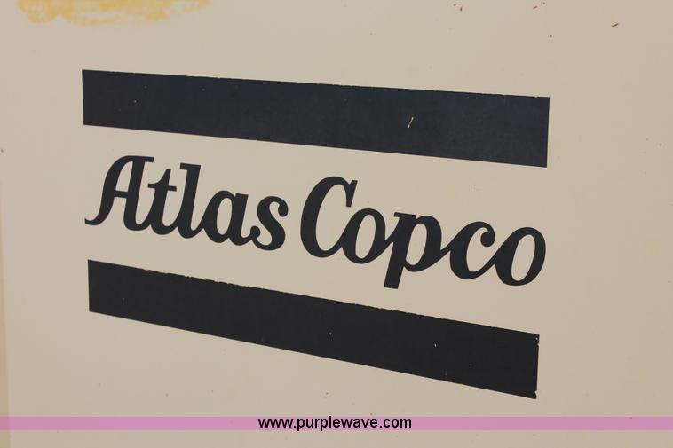 image for item I8198 2000 Atlas Copco XAS 96DD 185 mobile compressor