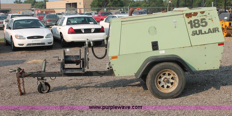 image for item I8199 1998 Sullair 185 DPQ-JD mobile compressor