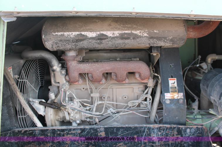 image for item I8199 1998 Sullair 185 DPQ-JD mobile compressor