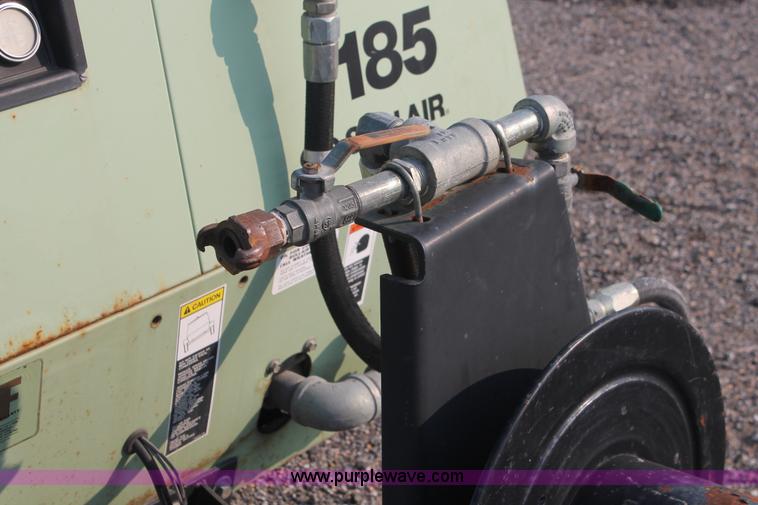 image for item I8199 1998 Sullair 185 DPQ-JD mobile compressor