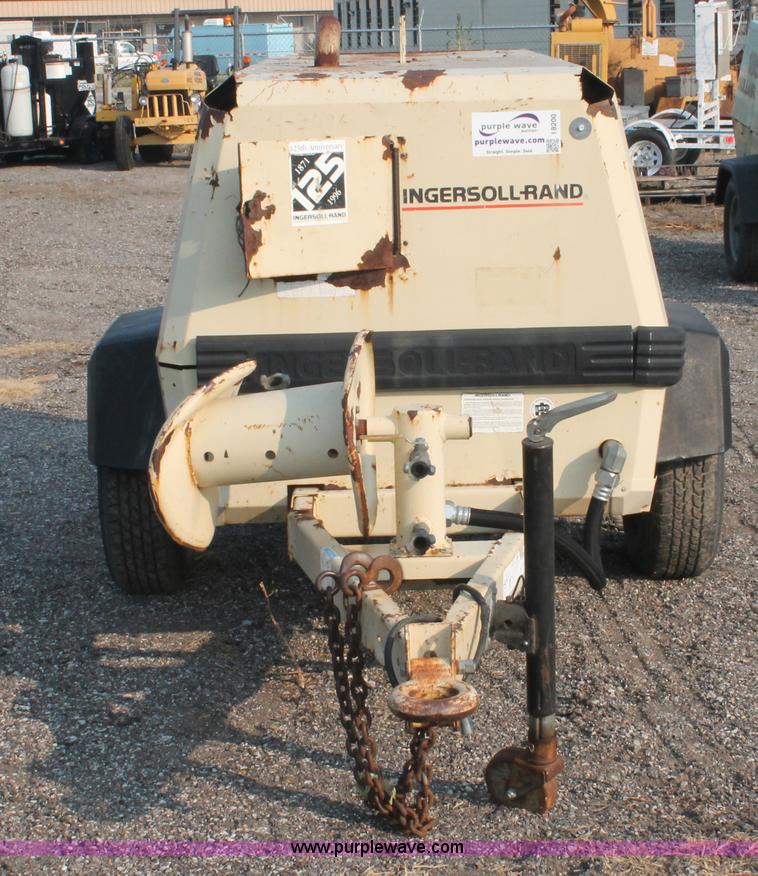 image for item I8200 1997 Ingersoll Rand P175WJD mobile compressor