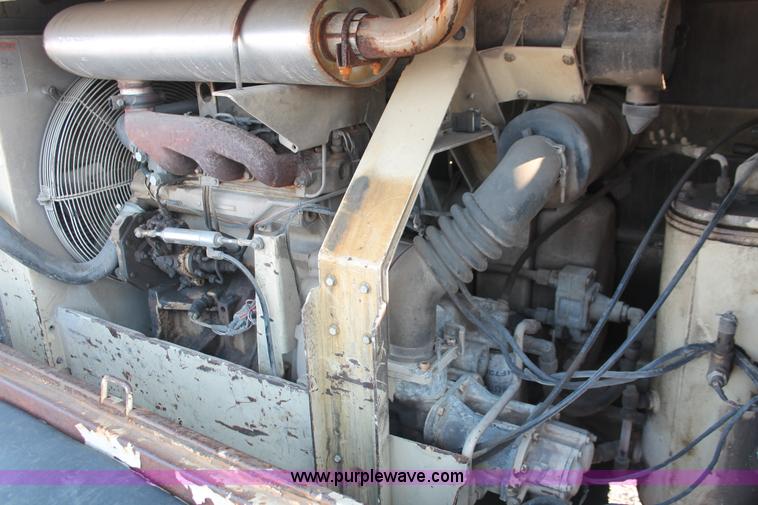 image for item I8200 1997 Ingersoll Rand P175WJD mobile compressor