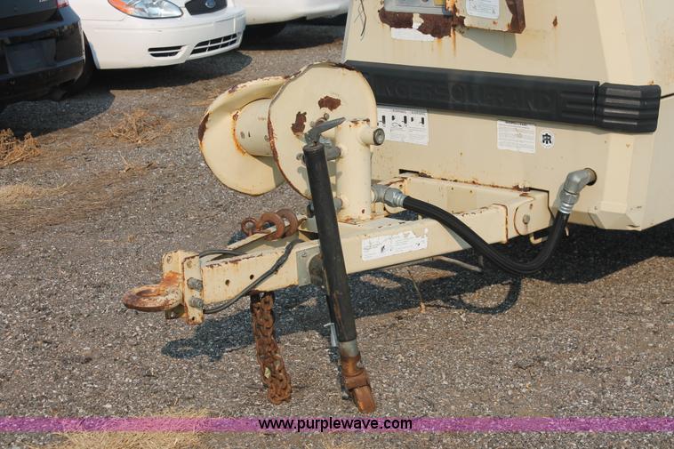 image for item I8200 1997 Ingersoll Rand P175WJD mobile compressor