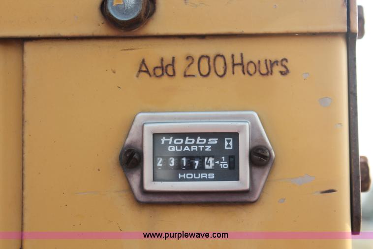 image for item I8203 Bandit 250XP mobile chipper/shredder