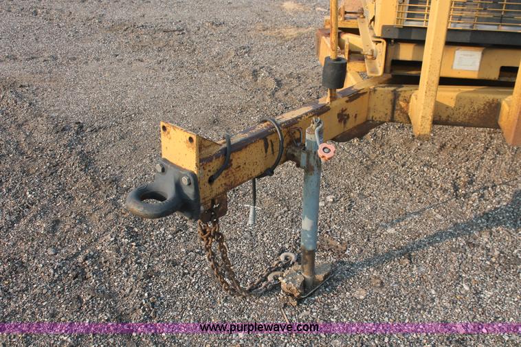 image for item I8203 Bandit 250XP mobile chipper/shredder