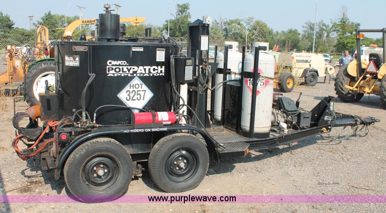 image for item I8206 2001 Crafco one ton poly patch machine