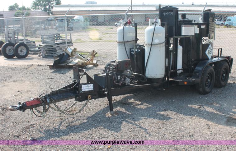 image for item I8206 2001 Crafco one ton poly patch machine