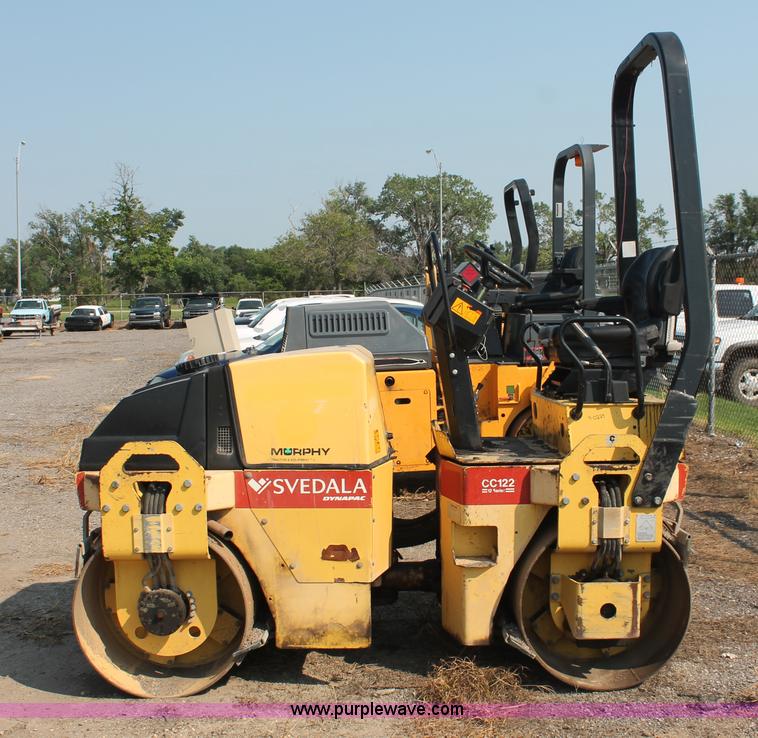 image for item I8214 2001 Dynapac CC122 Series 12 articulated vibratory roller