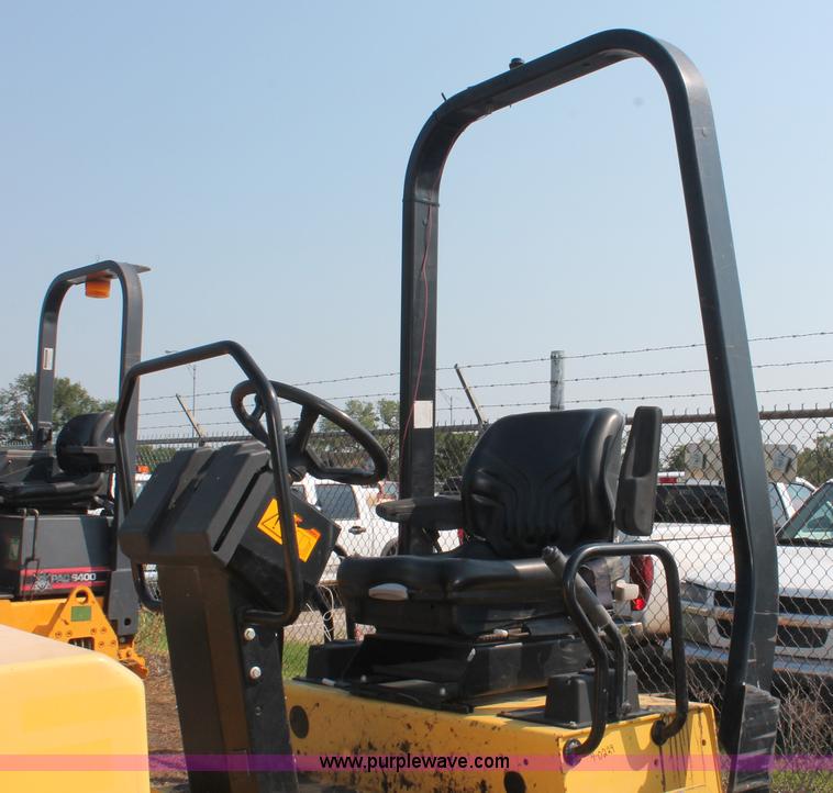 image for item I8214 2001 Dynapac CC122 Series 12 articulated vibratory roller