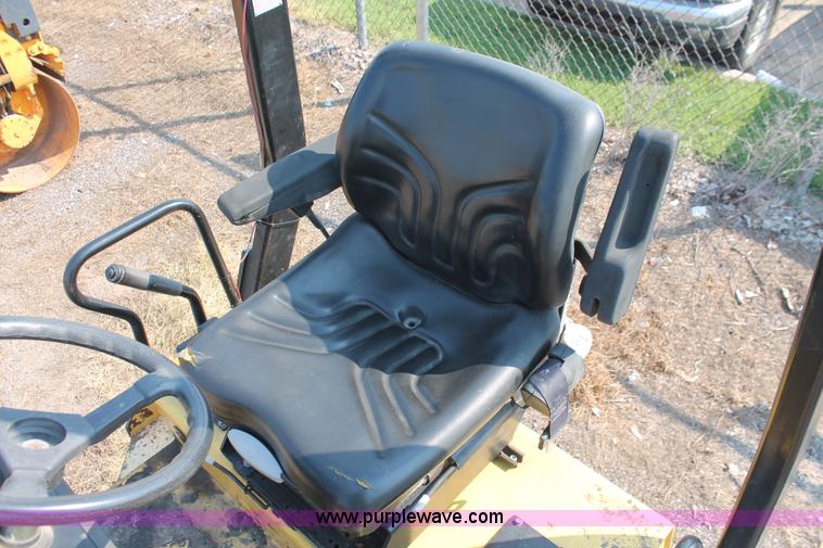 image for item I8214 2001 Dynapac CC122 Series 12 articulated vibratory roller