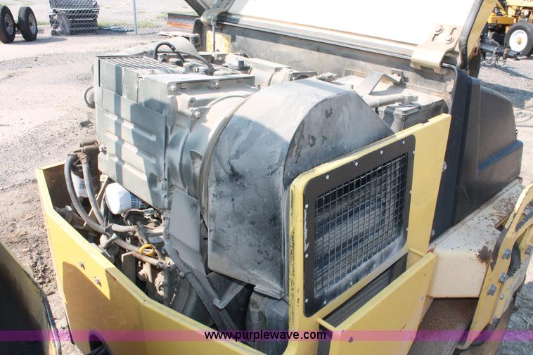 image for item I8214 2001 Dynapac CC122 Series 12 articulated vibratory roller